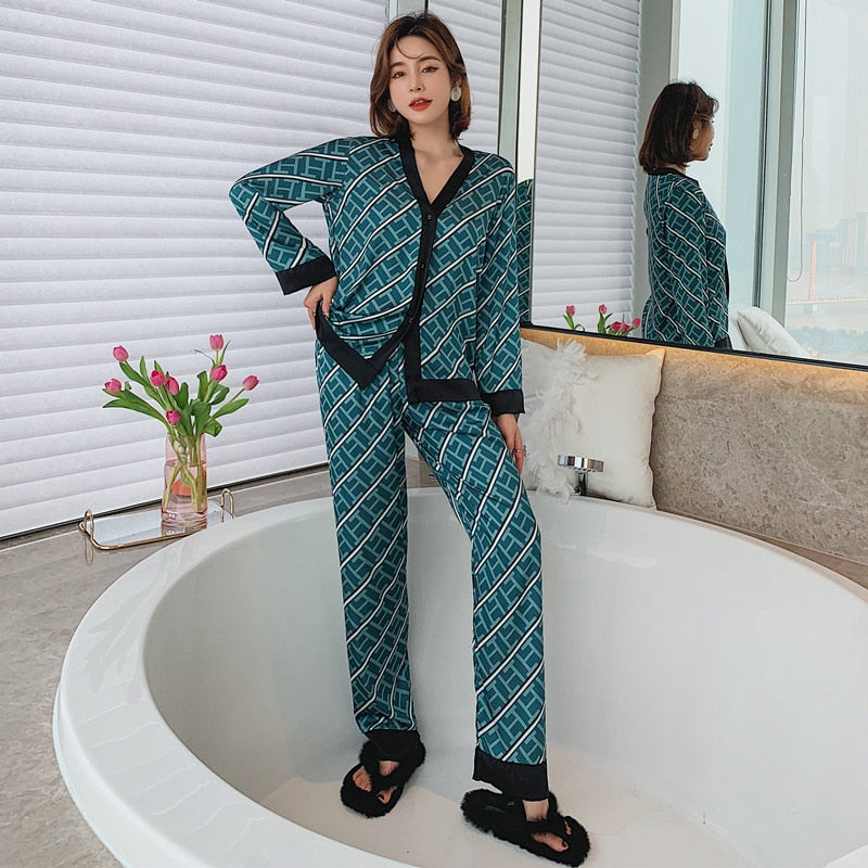 Spring Women's Pajamas Set New Luxury Style Fashion Cross Letter Print Sleepwear Silk Like Leisure Home Clothes Nightwear